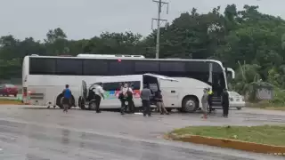 El accidente fue causado por el pavimento mojado a causa de las fuertes lluvias