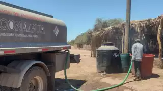 Conagua implementa operativo de emergencia para abastecer de agua a hospitales en Tamaulipas 