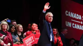 Claudia Sheinbaum felicita a Mark Carney por su triunfo oficial como primer ministro de Canadá