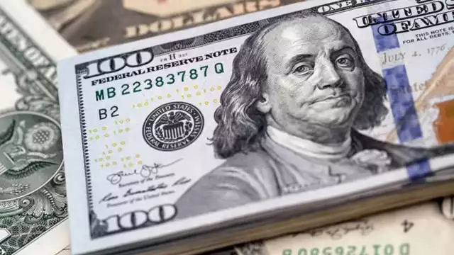 El peso recuperó terreno frente al dólar al arranque de la jornada de este martes 18 de junio