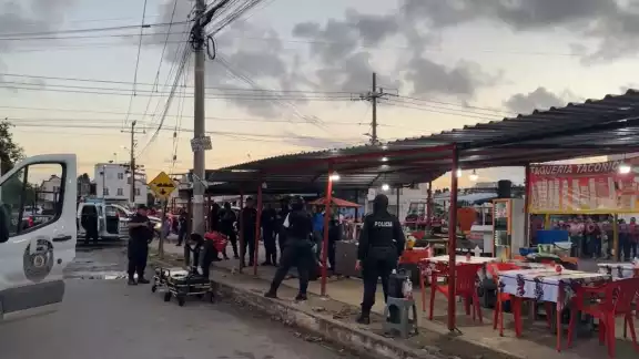 Un comerciante fue atacado a balazos en la calle Bugambilia. Un comerciante fue atacado a balazos en la calle Bugambilia.