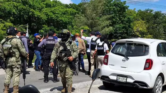 Prevén nuevo bloqueo carretero, denuncian desalojos del Gobierno Estatal Prevén nuevo bloqueo carretero, denuncian desalojos del Gobierno Estatal
