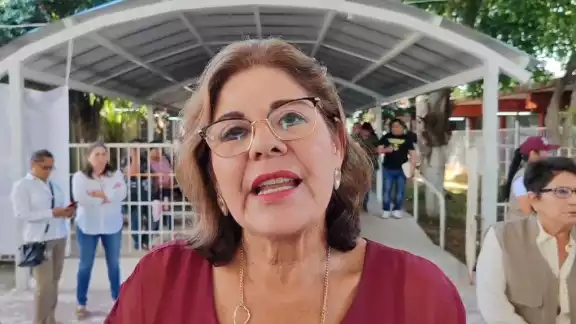 Elisa Hernández Romero informó que el Gobierno de Campeche está atendiendo a los afectados por el trágico accidente Elisa Hernández Romero informó que el Gobierno de Campeche está atendiendo a los afectados por el trágico accidente