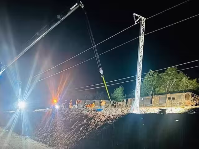 Vagón del Tren Maya se descarrila en Limones