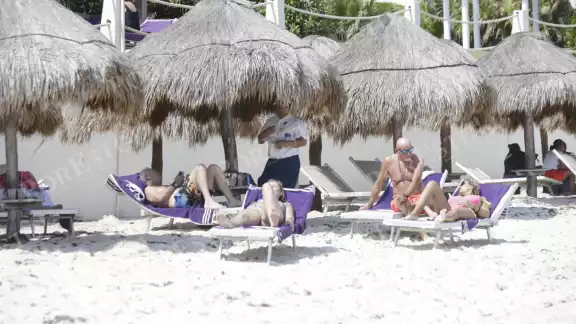 Pese a la caída de viajeros, el Caribe Mexicano es líder en el país por sus ventajas competitivas como su conectividad aére Pese a la caída de viajeros, el Caribe Mexicano es líder en el país por sus ventajas competitivas como su conectividad aére