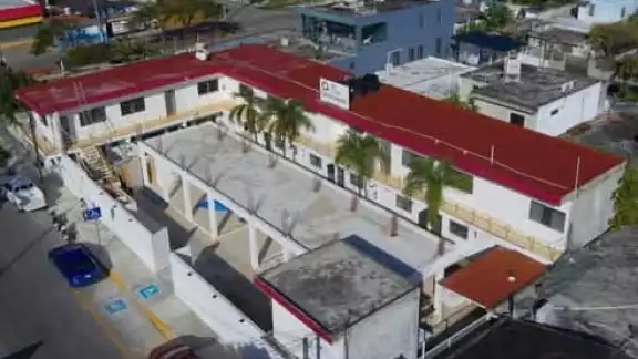 El único albergue para estudiantes se encuentra en Chetumal. El único albergue para estudiantes se encuentra en Chetumal.