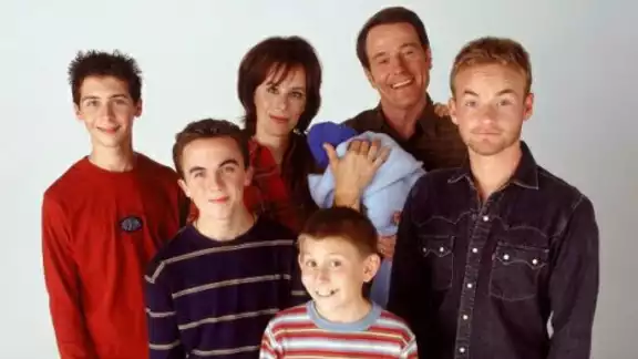 Frankie Muniz revela la primera foto de la nueva temporada de "Malcolm el de en medio"
