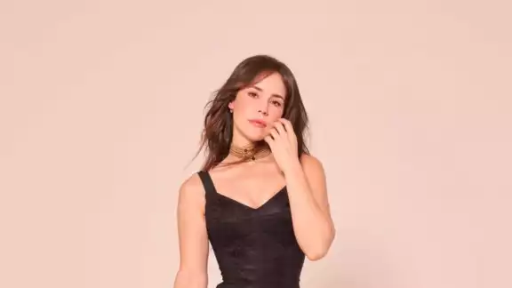 Camila Sodi tiene un complicado trastorno mental a raíz de la muerte de su madre