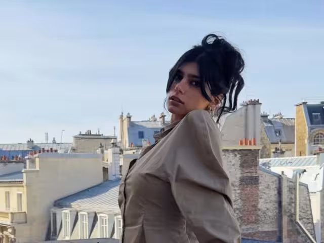 Mia Khalifa revela que los aranceles de Donal Trump a México la afectan directamente