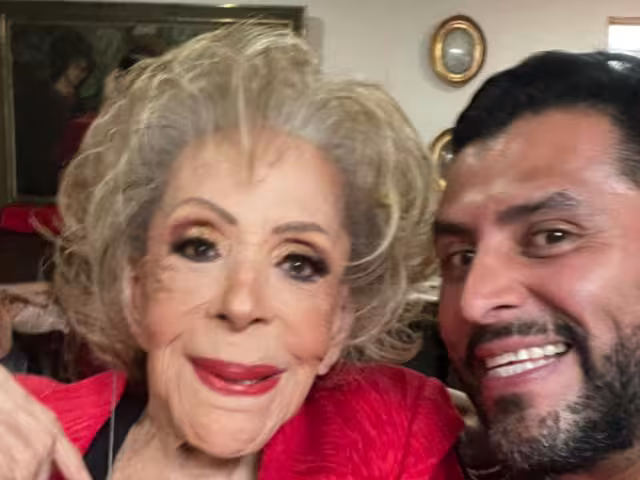 Acusan al ex maquillista de Silvia Pinal de robarle joyas a la actriz