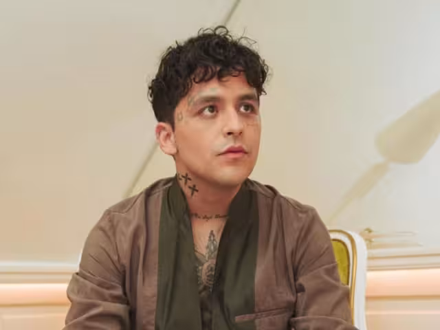 Christian Nodal reveló que de niño robaba cables para vender el cobre