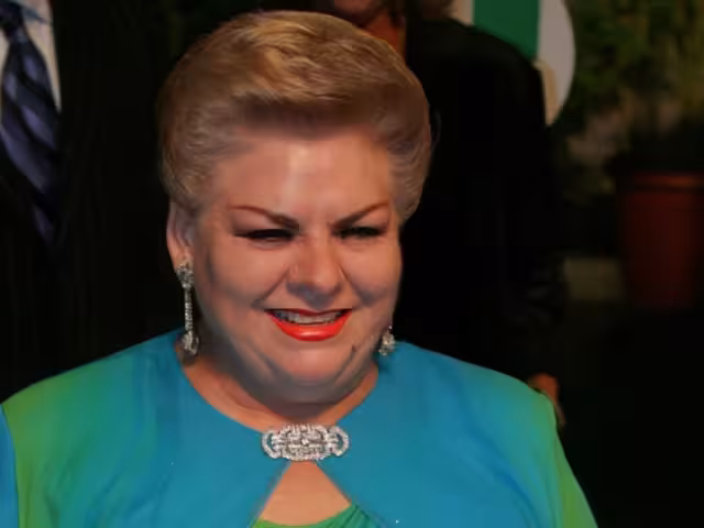 Revelan que Paquita la del Barrio habría dejado una gran deuda con una disquera