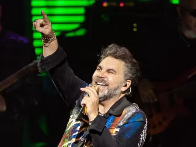 Manuel Mijares aclara su comunicado y habla de sus planes a futuro