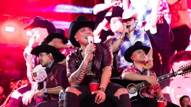 Grupo Firme se negó a cantar corridos en Feria Nacional de San Marcos 2025