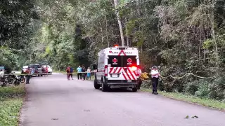 Accidente en carretera de Felipe Carrillo Puerto deja un motociclista sin vida