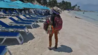 Vendedores ambulantes afectados por temporada baja en Isla Mujeres