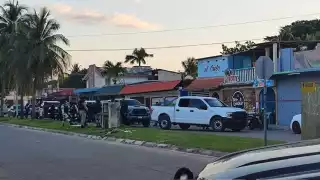 Clausuran bar “El Cielo” en el centro de Chetumal, tras cateo