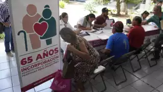 Bienestar Campeche alerta por gestores falsos que estafan a abuelitos 