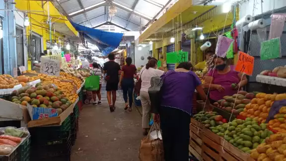 También se colocaron ventiladores nuevos en el área de “chicharroneros”