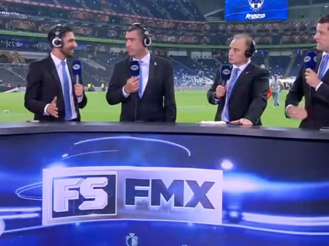 Uno de los especialistas de la cadena deportiva fue víctima de una agresión en plena trasmisión