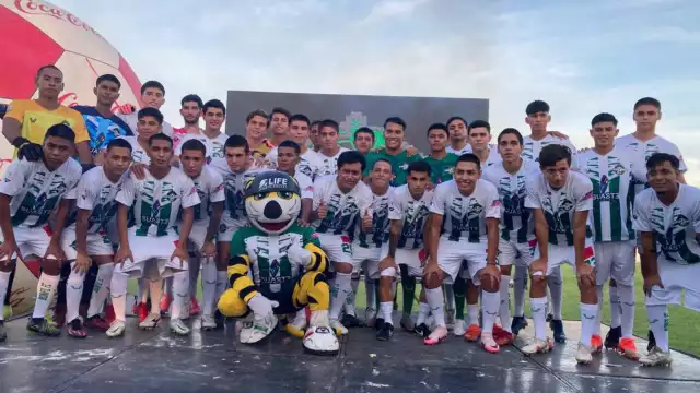 Presentan al equipo y la nueva piel Ejidataria