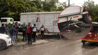 Camión arrolla a motociclistas en la avenida Tules de Cancún; ambos resultan lesionados