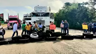 FGR investiga cierres carreteros en Campeche; SICT deslinda seguimiento