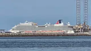 Durante la jornada, apenas se registraron unos pequeños nublados que no fueron suficiente para alejar a los visitantes