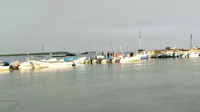 Los hombres de mar aseguraron que los últimos dos meses han sido complicados, debido al continuo cierre del puerto