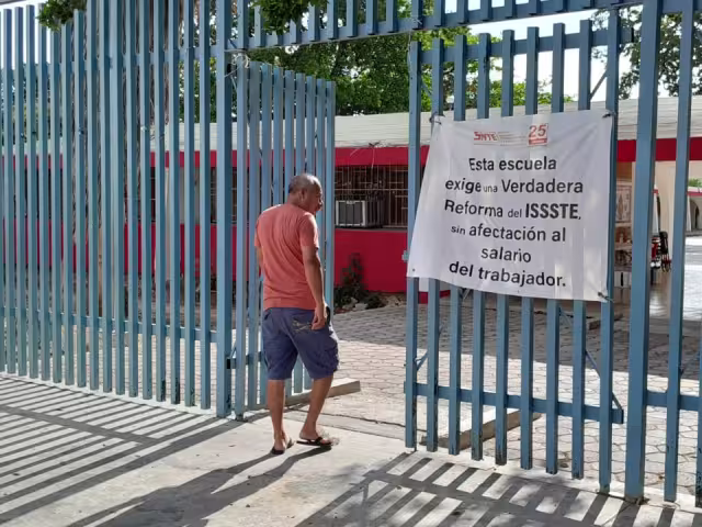 Ante la falta de funcionarios, se buscó voluntarios entre los votantes