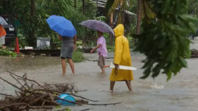 Sedena, Marina y GN lideran acciones de apoyo a la población en Guerrero y Oaxaca tras el paso de "John"