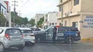 Elementos de Tránsito Municipal acudieron al sitio para realizar el peritaje correspondiente