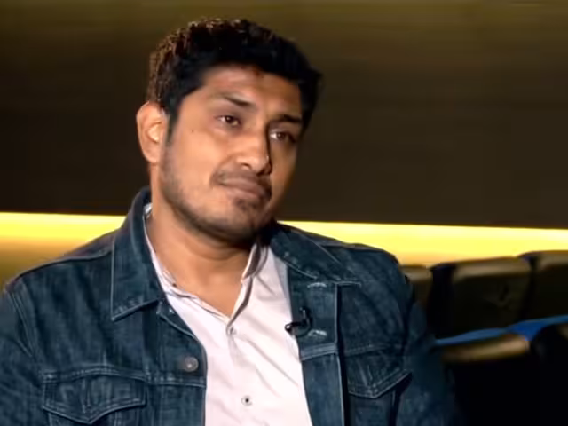 Tenoch Huerta niega las acusaciones y asegura que la relación fue consensuada.