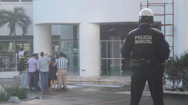 Ciudadanos han modificado sus hábitos para evitar ser víctimas de los asaltos y agresiones de la delincuencia, que cada día crece más