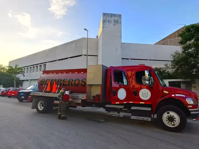 Elementos del Heroico Cuerpo de Bomberos controló la situación.