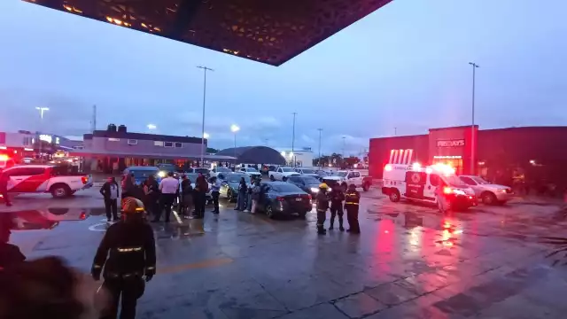 Fuerte movilización de cuerpos de emergencia se registró por el flamazo.