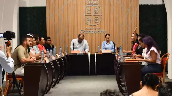 La síndica Ana Mex Soberanis criticó la privatización y la falta de transparencia en el proceso La síndica Ana Mex Soberanis criticó la privatización y la falta de transparencia en el proceso
