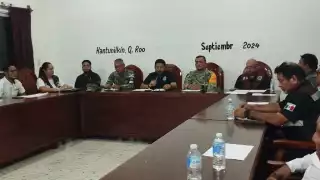 Evacúan a 630 personas en Holbox por Tormenta Tropical Helene 