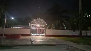 Causan destrozos en primaria Santiago Pacheco Cruz