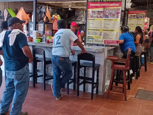 Sector restaurantero en crisis por falta de pagos a proveedores de Pemex