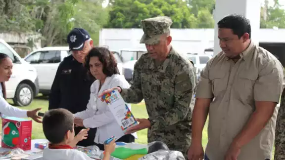 Realizan con éxito campaña desarme para la paz en Chetumal Realizan con éxito campaña desarme para la paz en Chetumal