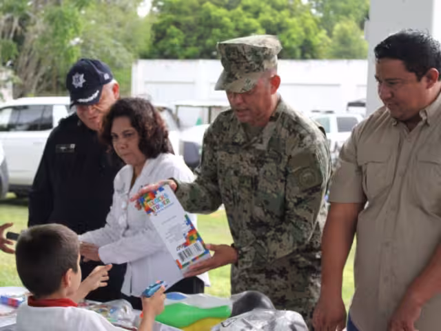 Realizan con éxito campaña desarme para la paz en Chetumal
