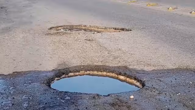 Los baches en Campeche han causado múltiples accidentes y daños vehiculares