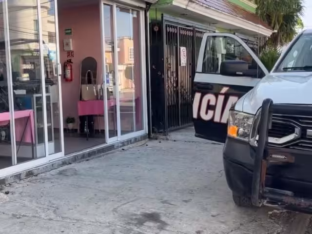 Asaltan joyería en la Unidad Morelos de Cancún