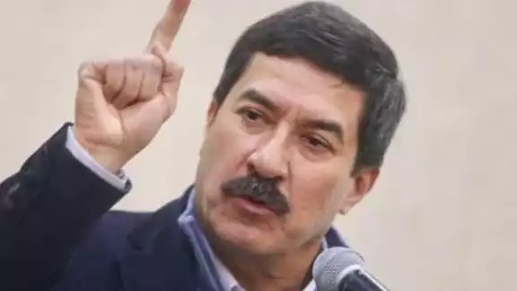 El presidente de la República aseguró que acusaciones contra Javier Corral son parte de una venganza política