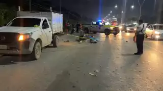 Fatal accidente en Cancún: motociclista muere tras chocar contra camioneta