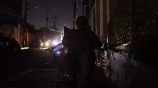 Gran apagón en Venezuela afecta a 21 estados, mientras el Gobierno denuncia sabotaje