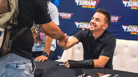 "Malcolm" arribó a Mérida para convivir con sus fans