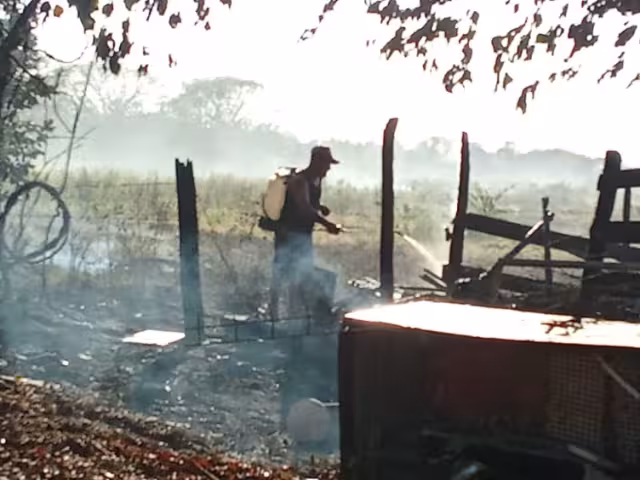 Las autoridades ya habían advertido al responsable de la quema de no continuar con su acto.
