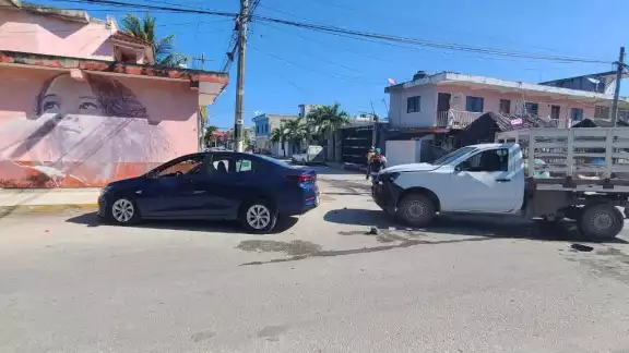 En el accidente no se reportaron lesionados, solo daños materiales En el accidente no se reportaron lesionados, solo daños materiales